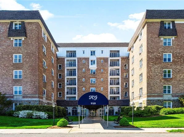 910 Stuart Avenue #3H, Mamaroneck, NY 10543