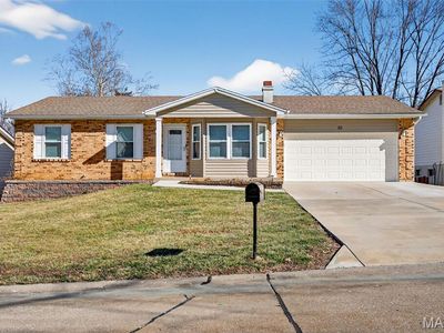 50 Sparrow Point Cir, Fenton, MO, 63026
