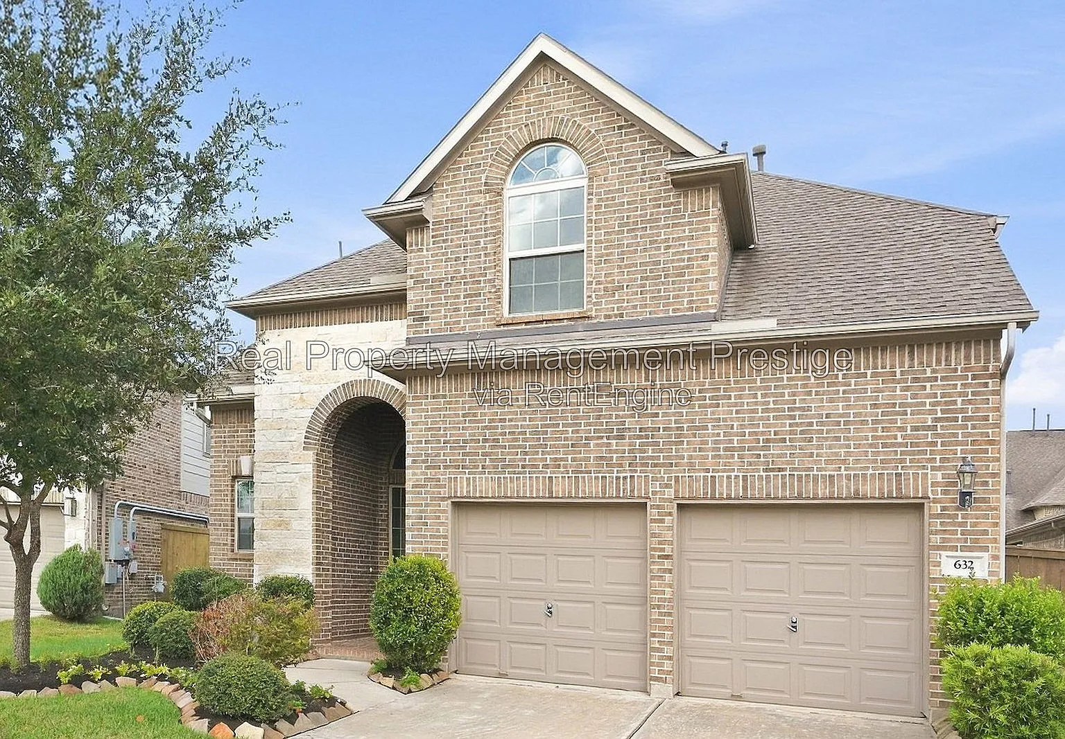 4 bed, 3.0 bath, 3336 sqft, $3,395 — Photo 4