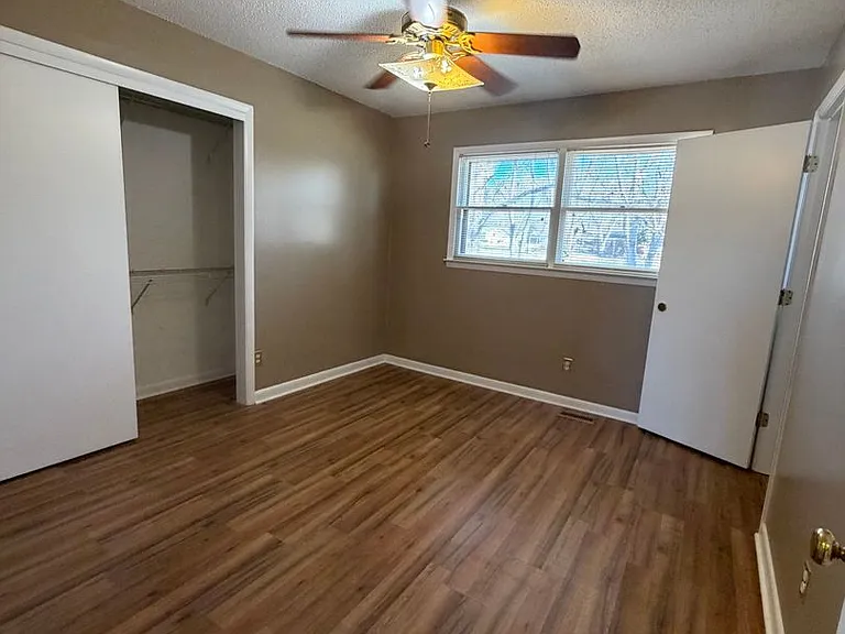 6111 Homestead Rd — Photo 25