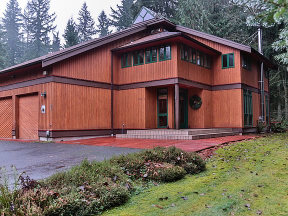 2nd image of 8912 218th Ave NE