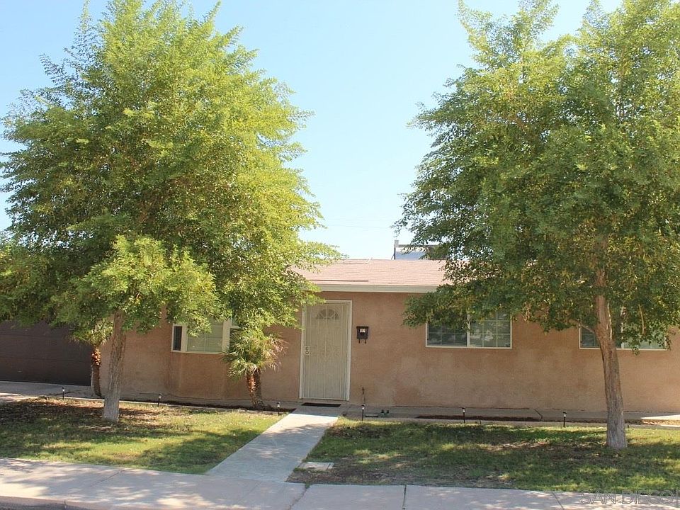 1st image of 106 Dahlia Ln