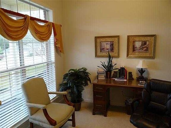 3rd image of 309 Inglewood Dr