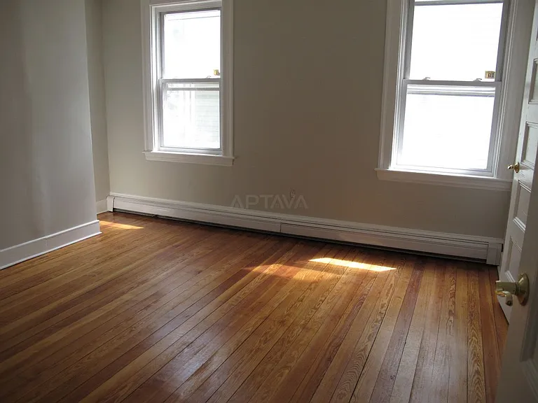 211 Elm St #1 — Photo 3
