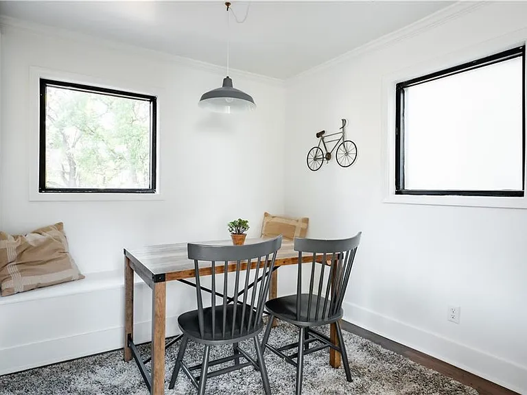 484 Glenwood Pl SE — Photo 12