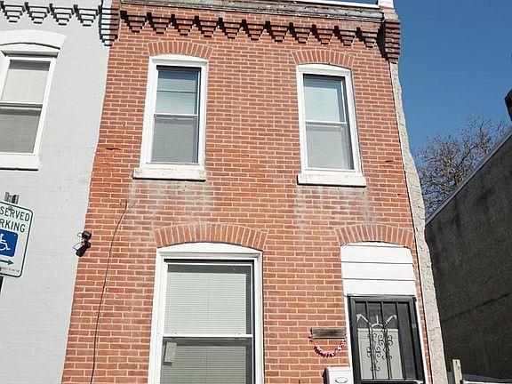 2nd image of 1821 E Wishart St