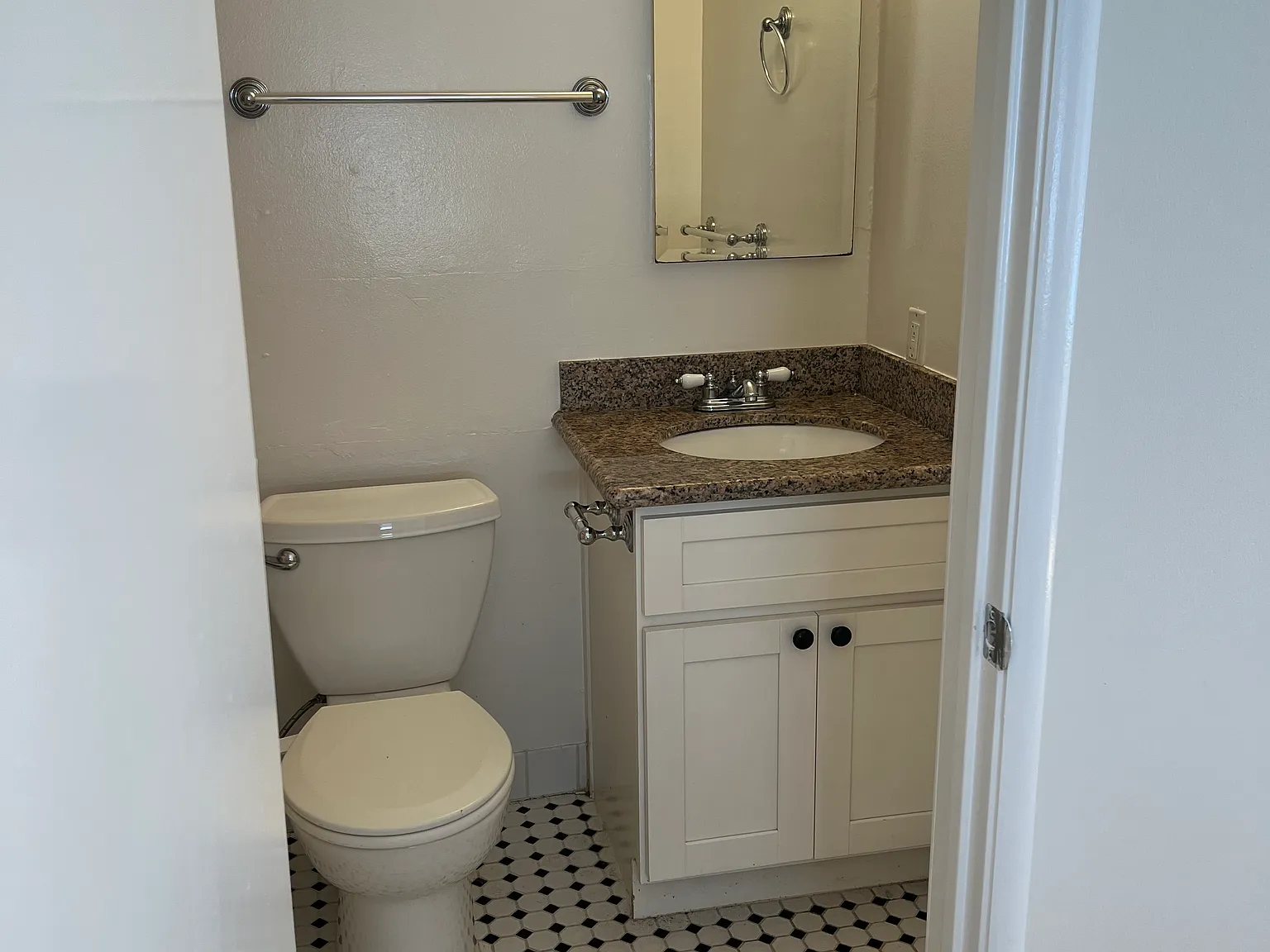 Studio, $1,695 — Photo 4