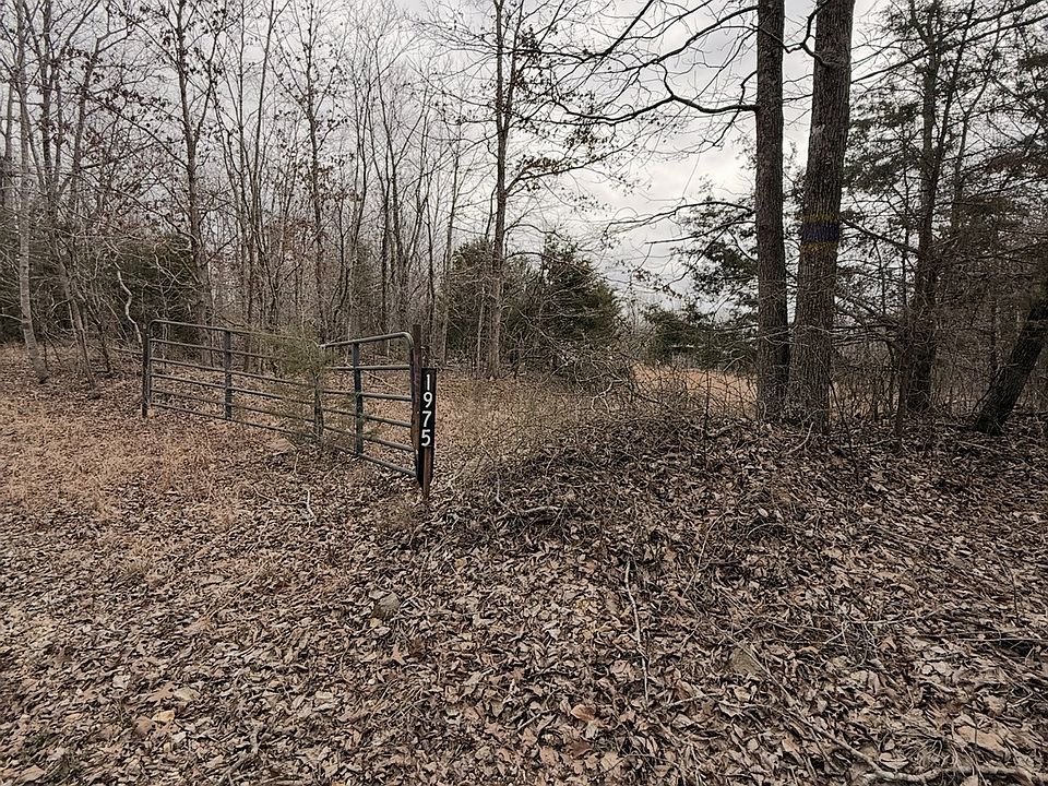 1st image of 1975 Dogwood Rd