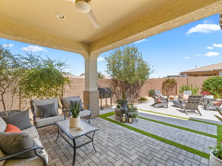 20406 E Estrella Rd — Photo 4
