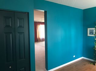 11S403 Rachael Ct, Willowbrook, IL 60527