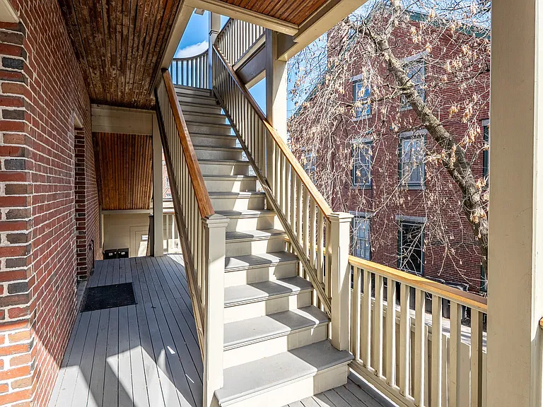 68 Pleasant St #3 — Photo 24