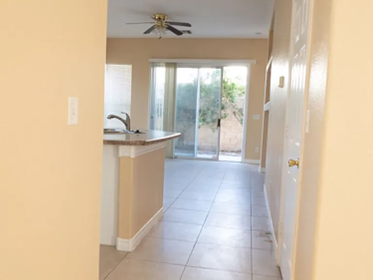 9205 Guggenheim Ct — Photo 27