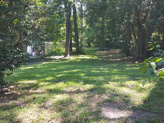 3rd image of 106 D'olive Blvd