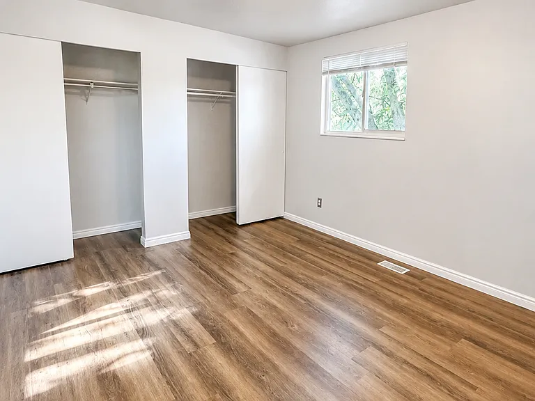 1601 W Ivy Cir #3 — Photo 11