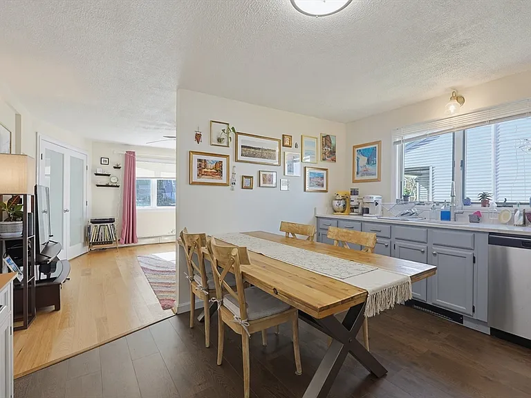 11 Hillcrest Ave #1 — Photo 3