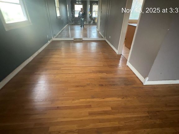 5th image of 17004 Central Park Ave