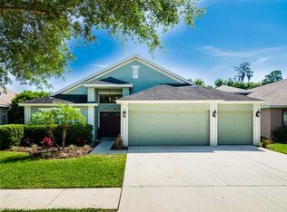 5904 Falconside Rd, Lithia, FL 33547