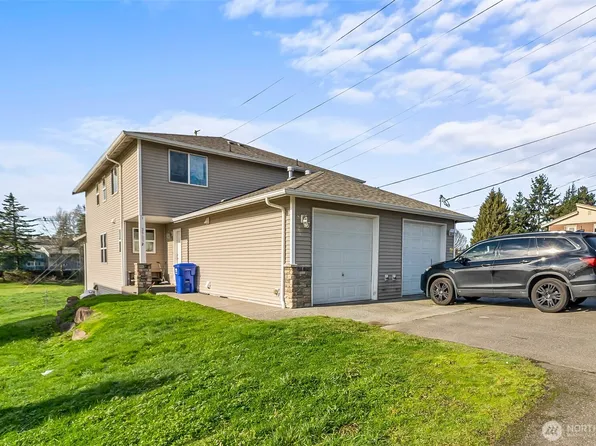 2905 11th Street #C & D, Everett, WA 98201