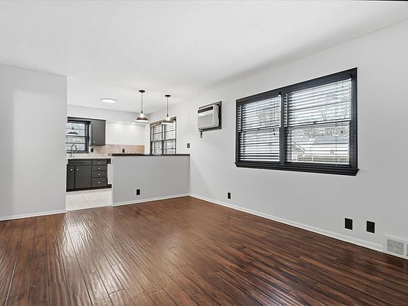 3rd image of 734 S 50th St #4