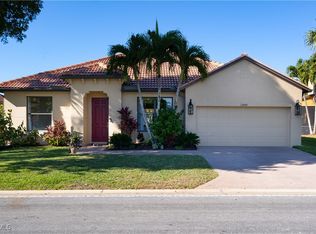 12448 Country Day Cir, Fort Myers, FL 33913