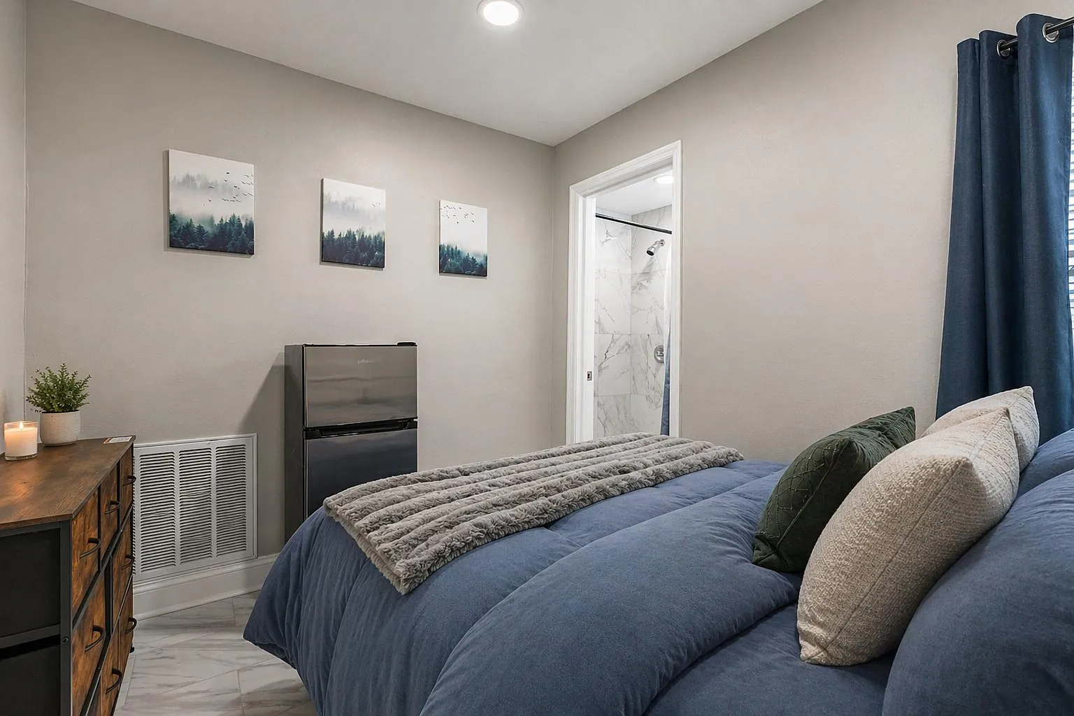 4 bed, 6.0 bath, 1481 sqft, $1,252 — Photo 2