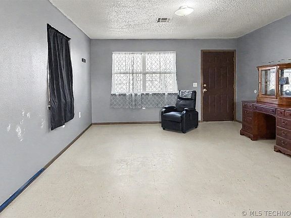 5th image of 1017 Carla Ave