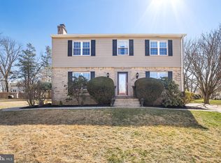 5 Apple Grove Ct, Catonsville, MD 21228