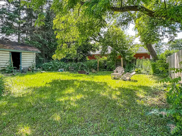 1819 Fitch Ave — Photo 9