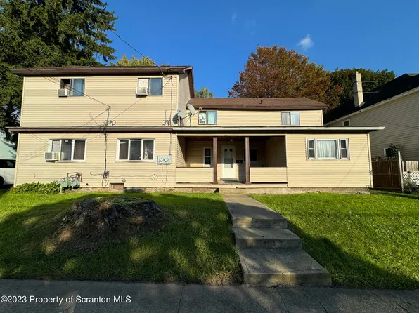 180-182 Washington St, Carbondale, PA 18407