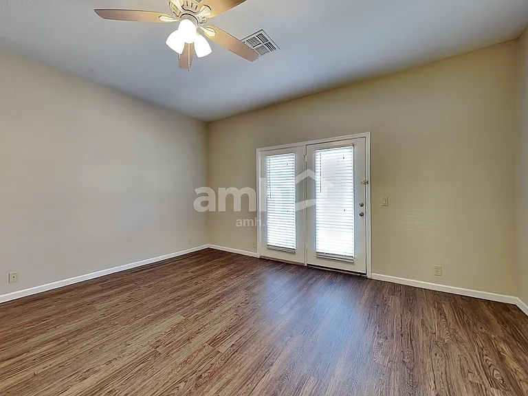 10235 W Missouri Ave — Photo 12