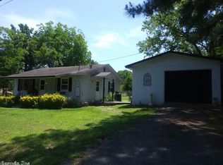 709 Fraser St, Clinton, AR 72031