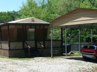 3053 Frame Rd, Elkview, WV 25071