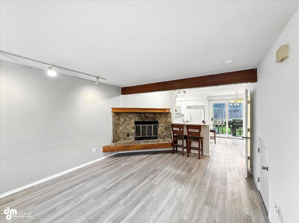 8111 Briarwood St APT B