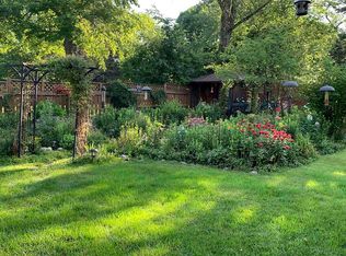 315 S Bothwell St, Palatine, IL 60067