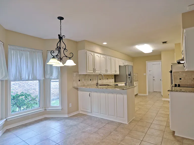 3700 Murphy Dr — Photo 6