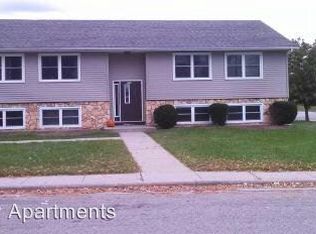 1449 Lakeview Dr APT 2, Fort Atkinson, WI 53538