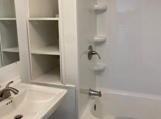 308 N Rowe St, Ludington, MI 49431