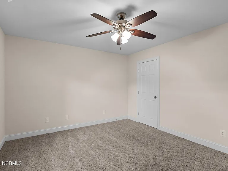 711 Shearwater Ln — Photo 53