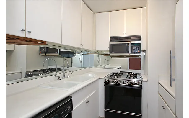 Sold by Douglas Elliman | media 7