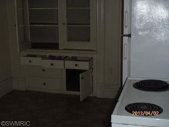 5th image of 701 Douglas Ave
