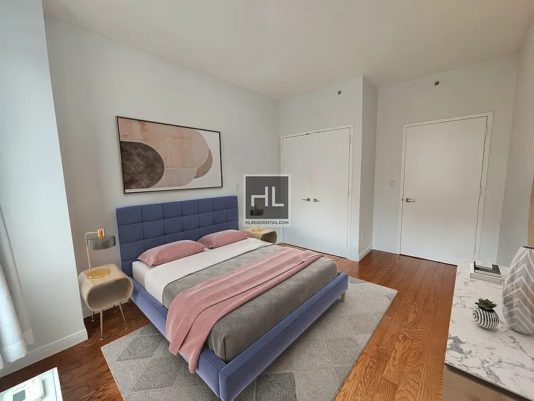 517 W 46th St #401 — Photo 9