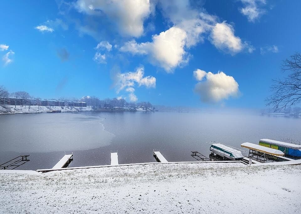 1st image of 48391 Bayshore Dr #18