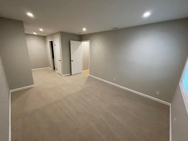 1829 NE 25th Ave — Photo 9