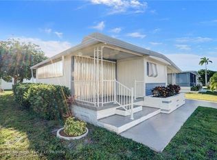 1821 SW 83rd Ter, Davie, FL 33324