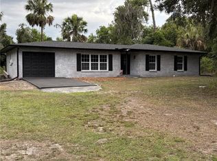 2911 Williams Rd, Plant City, FL 33565