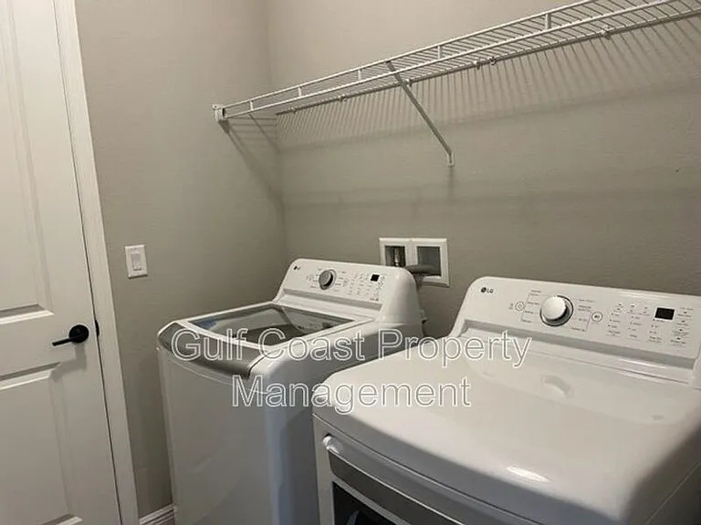 2620 Star Apple Way — Photo 18