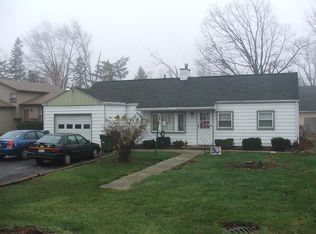 18163 W Twin Lakes Blvd, Grayslake, IL 60030