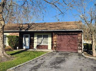 80 San Rafael Ave, Holbrook, NY 11741