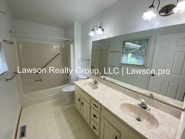 1013 Barrens Village Ln — Photo 31