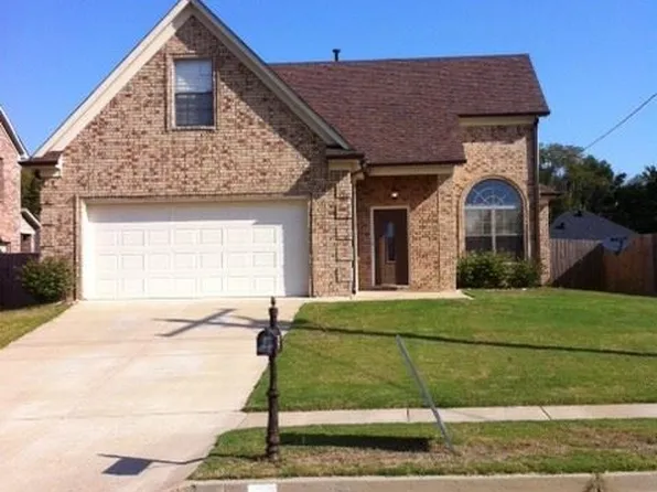 216 Redcedar Cv, Munford, TN 38058